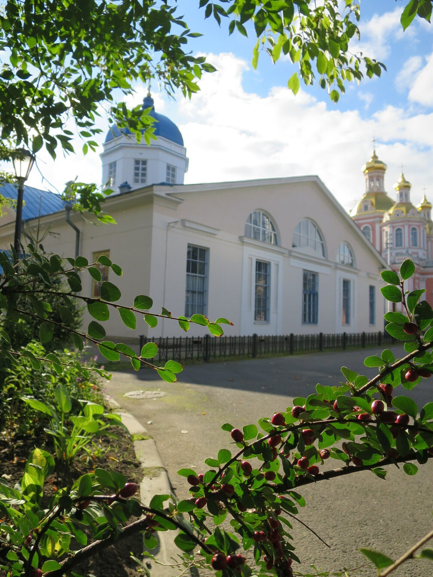 Крестовоздвиженский храм Кисловодск